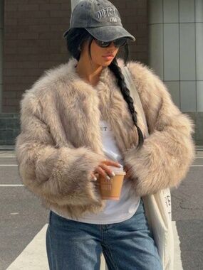 Fabulous Faux Fur Collarless Short Jacket 4 - S, NWT